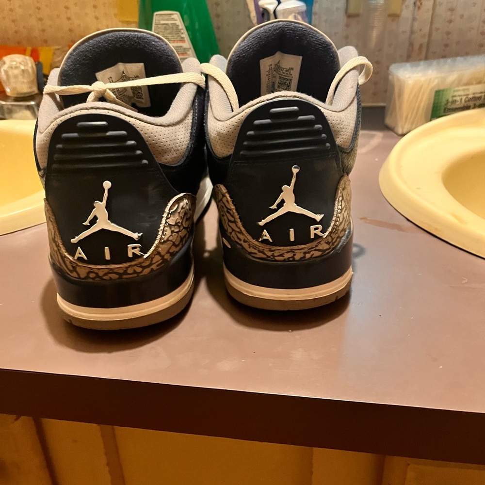 Jordan’s like new condition